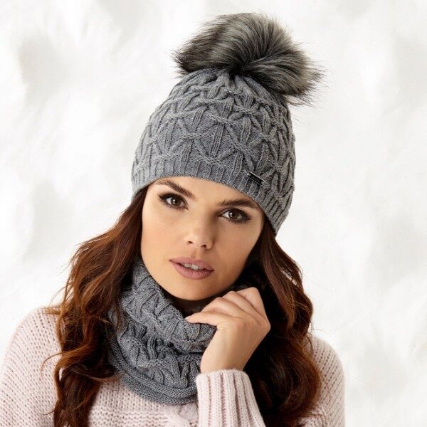 Dámska zimná čiapka s tunelom 529